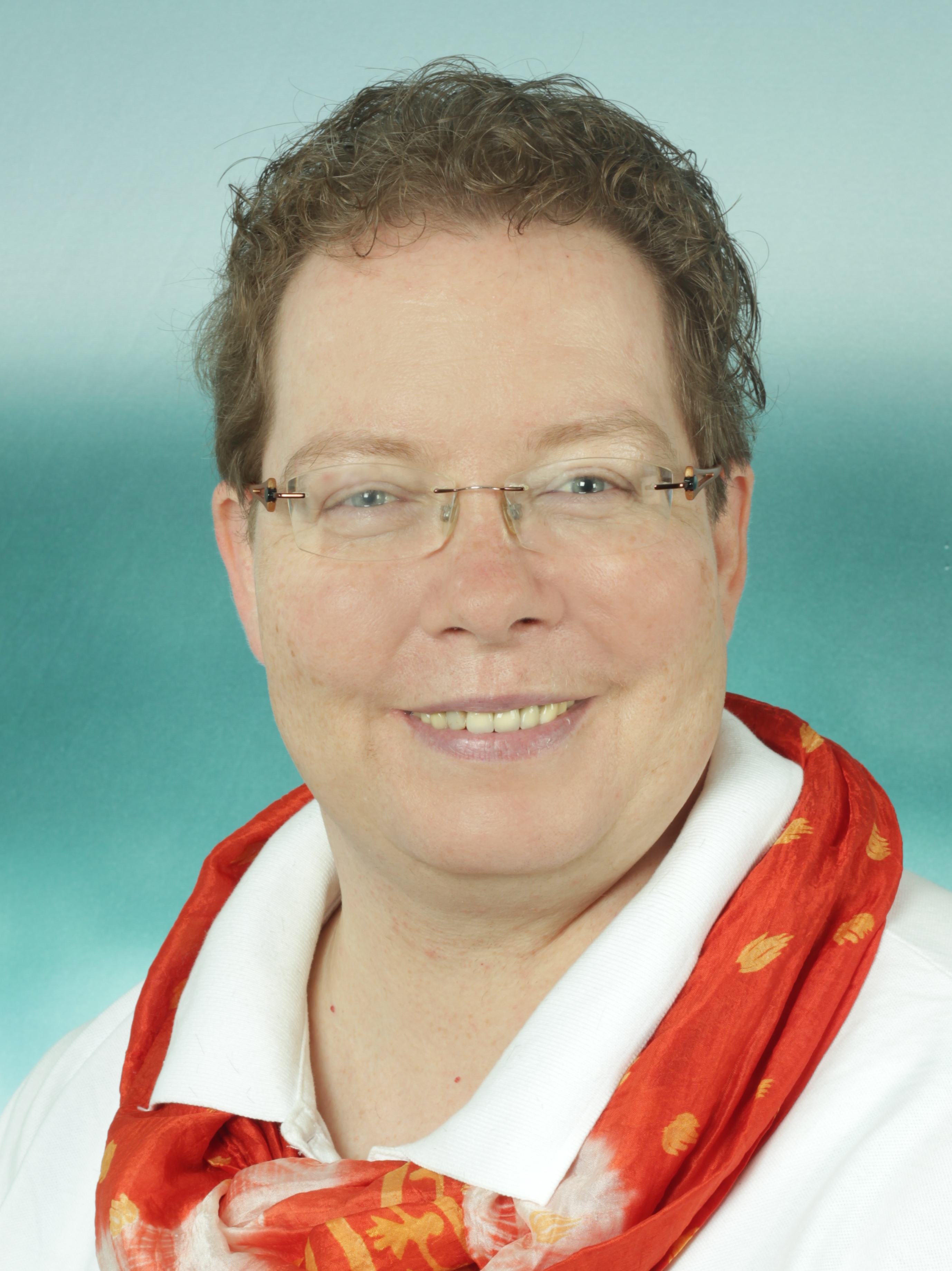 Sandra Passbild